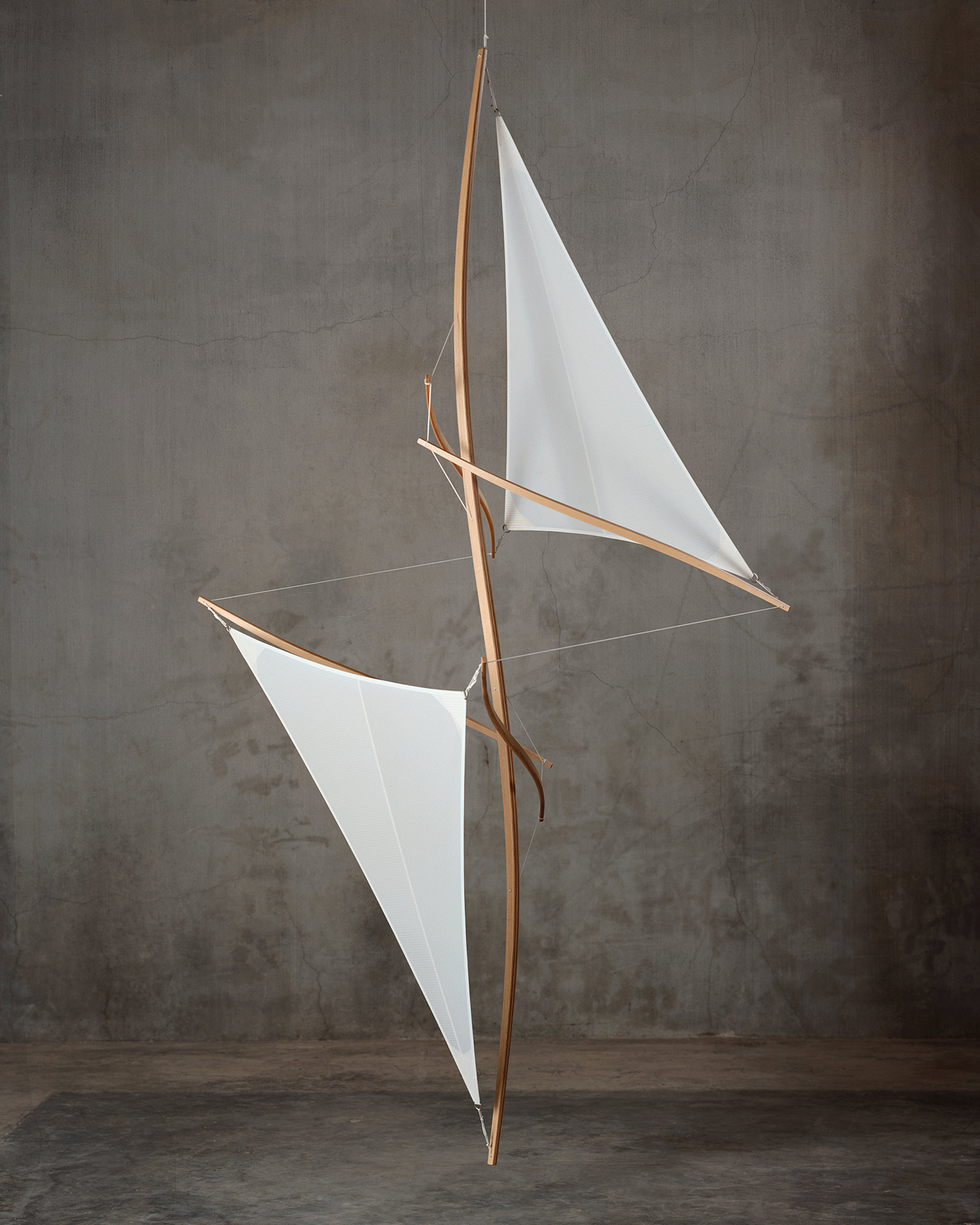 38° 53′ N / 77° 02′ W ~ 45° 24′ N / 75° 43′ W